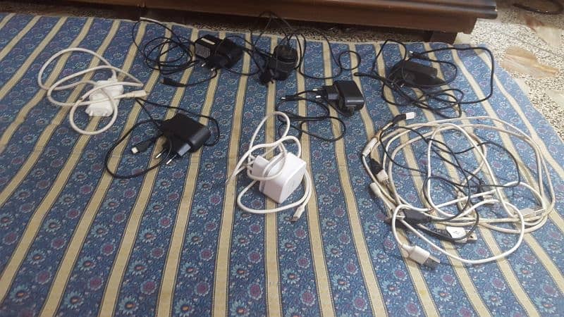 Different Mobile Chargers 0