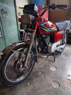 Honda cg 125 2018 model new condition karachi registered