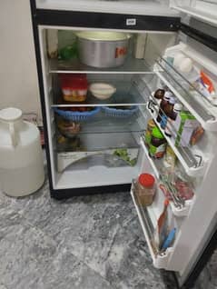 Dawlence Medium Size Fridge