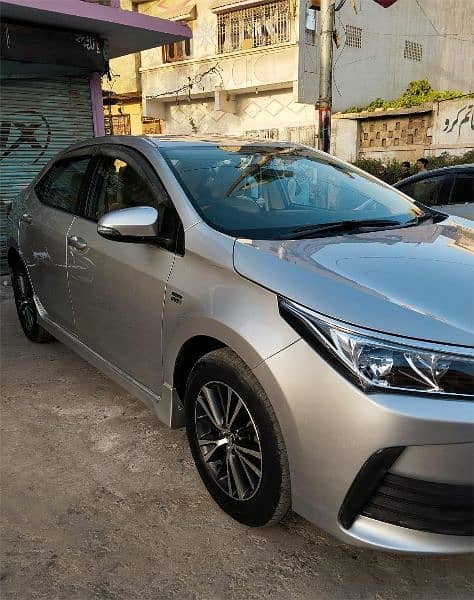 Toyota Corolla Altis 2018 4