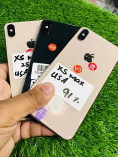 iphone Xs max ,64gb for sale  only black avalaible