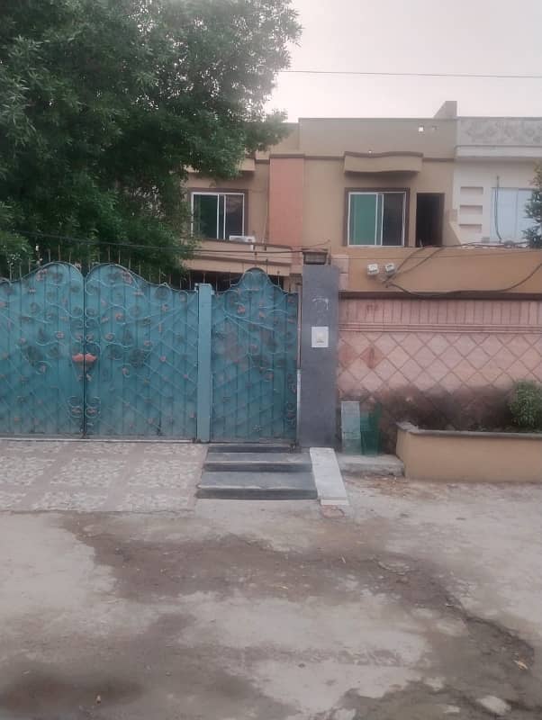 13 Marla Double Unit House For Sale in Khayaban Colony 2 Madina Town Faisalabad 4