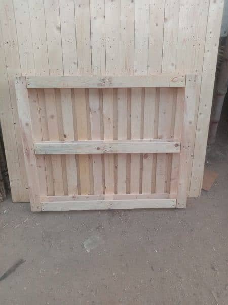 Wooden pallets stock for sale | Imported new & used pallet in pakistan 8