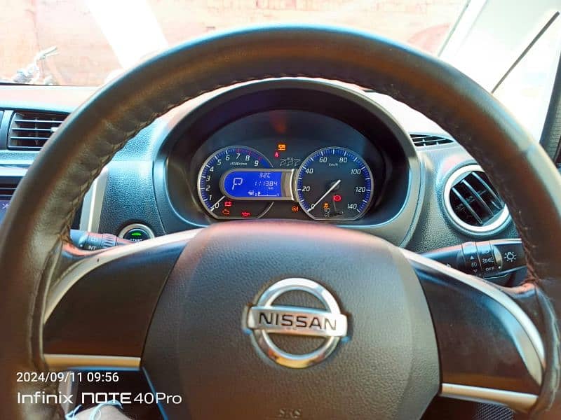 Nissan Days Highway Star 2015 alloy rims sound system okay 8