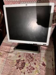 HP 17 inch Lcd