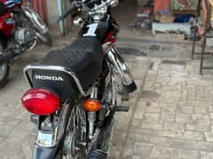 Honda CG125 23/24model urgent for sale