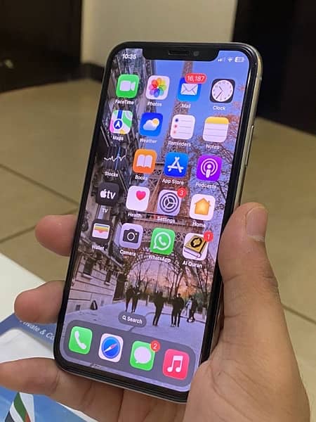 iPhone X 256 GB 1