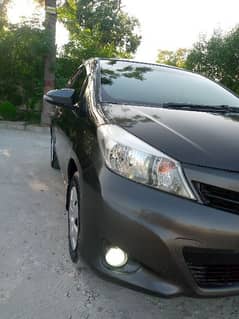 Toyota Vitz 2012