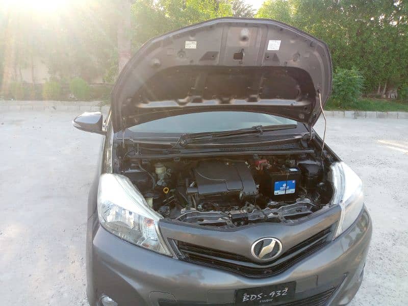 Toyota Vitz 2012 12