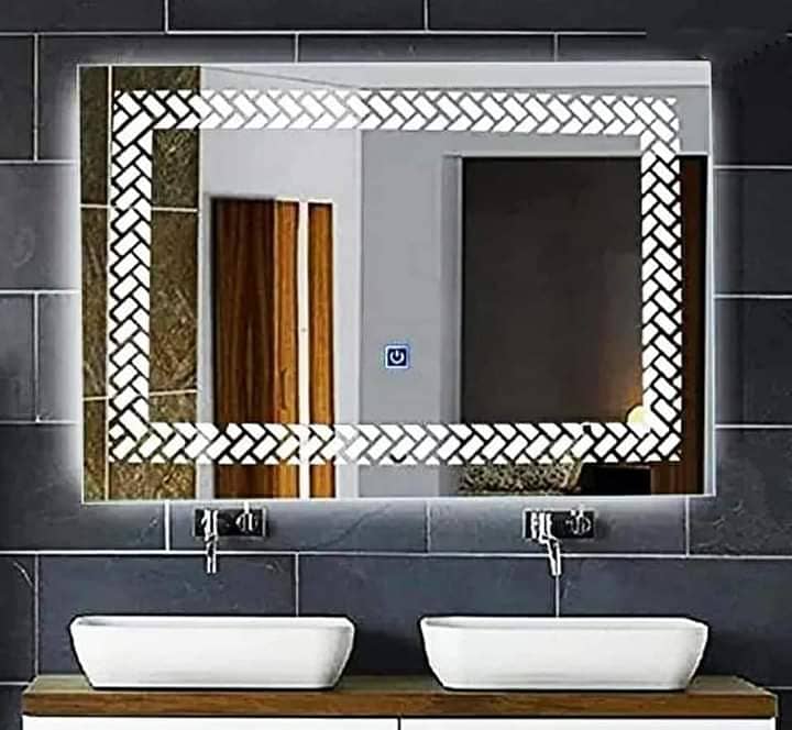 LED Mirror/Bathroom Vanity Mirror/Looking Glass with Touch Sensor LED 15