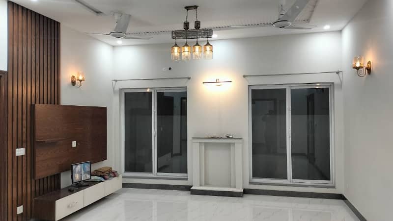 Spacious House Is Available In Bahria Town - Sector C For sale 0