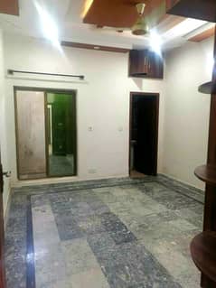 Ground portion house for rent. Abdullah garden.