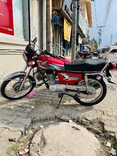 Honda 125 22/23 applied for 0