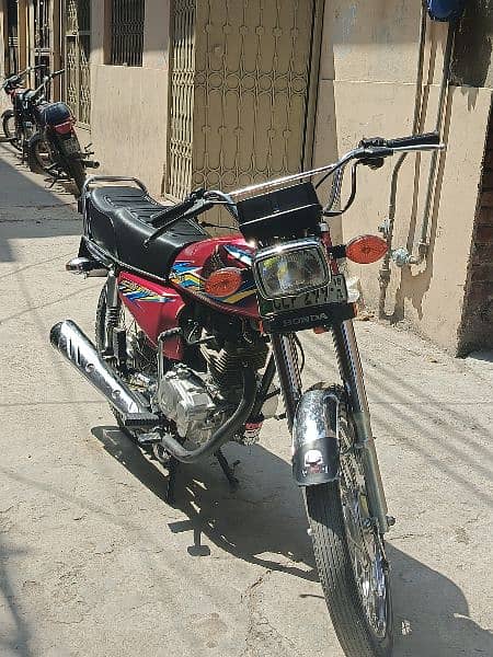 125 Honda 3