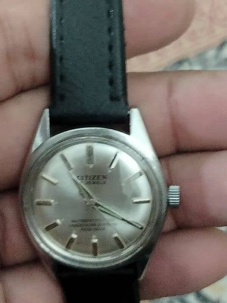 Antique citizen Japan vintage watch Seiko 5 Rolex West end Roamer camy 3