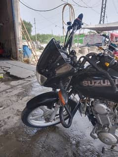 Suzuki gd 110s 2016 model 10/10 condition bohat pyari bike 03217699114