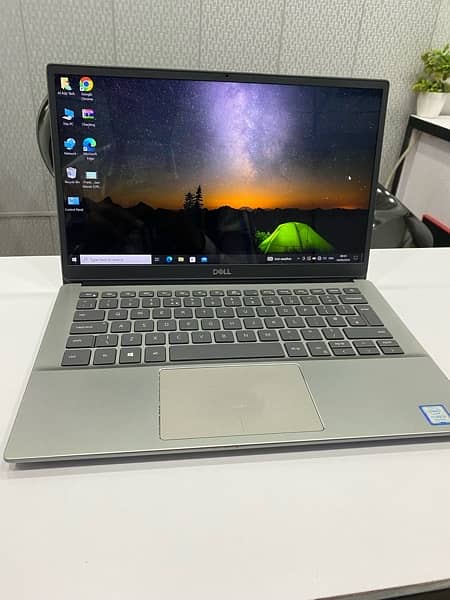 Dell Latitude 3301 Core i5 8th gen 8/256 SSD 0