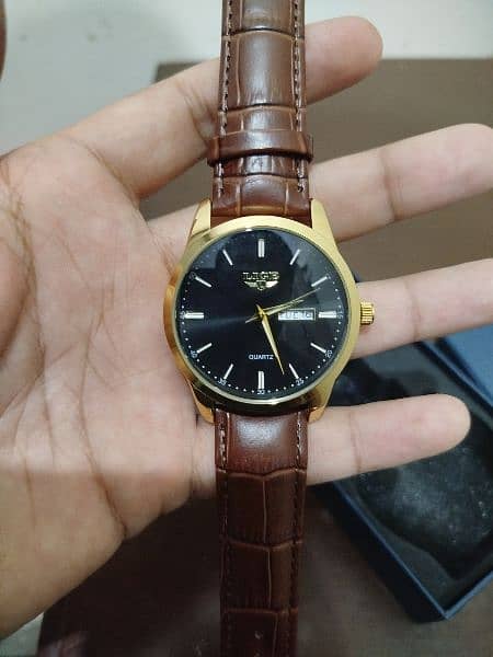 High Quality leather Strap Full Calendar Quartz watch 1