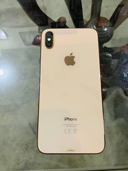 iPhone XS Max 1