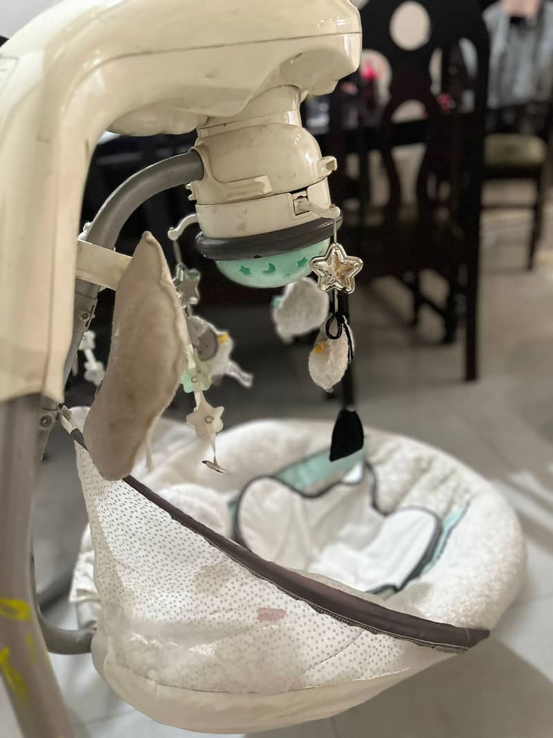 Graco lamb swing best sale