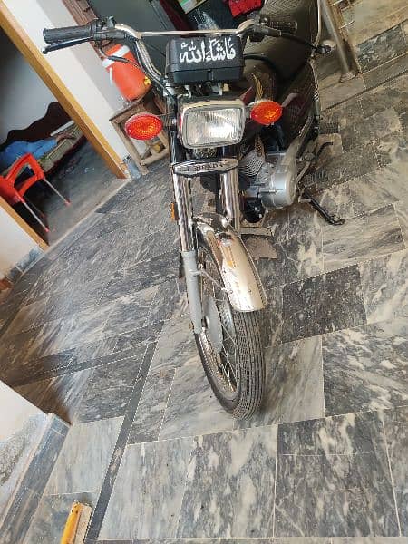 CG 125 Honda 2024 for sale with 10/10 condition with original parts 5