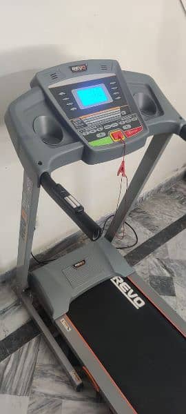 treadmils. (0309 5885468). gym cycles. spin bikes. ellapticals 10