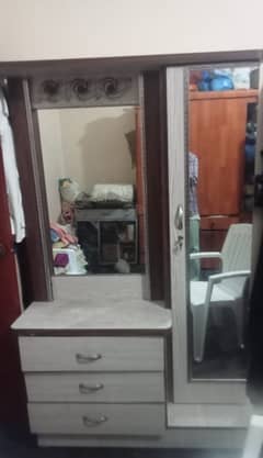 Dressing Table for Sale