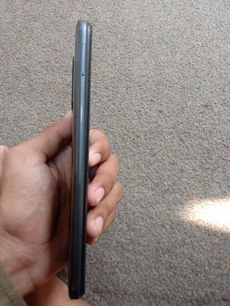 redmi 10 all ok 10/10 condition with complete box 0