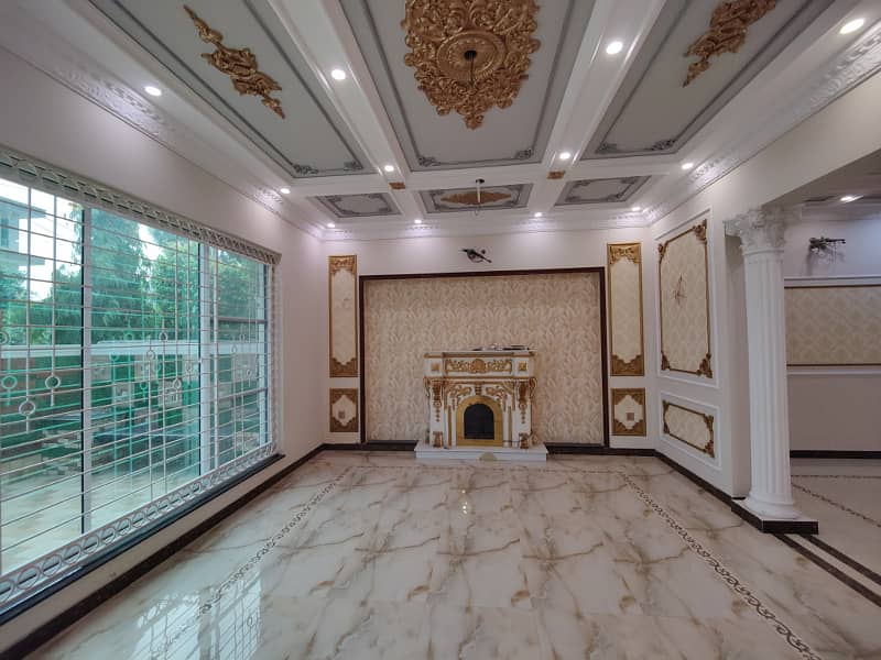 One Kanal Luxury Finished House For Sale In Valencia Town Lahore 7