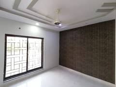 A Well Designed House Is Up For rent In An Ideal Location In Lahore