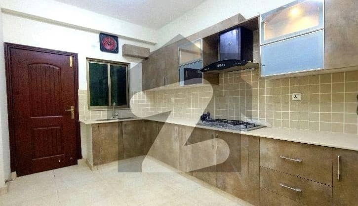 10 Marla Flat In Askari For rent At Good Location 2