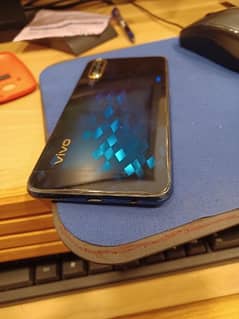 vivo s1