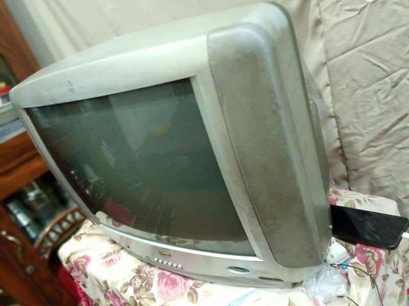 LG big size Tv For sale. . . . . 1