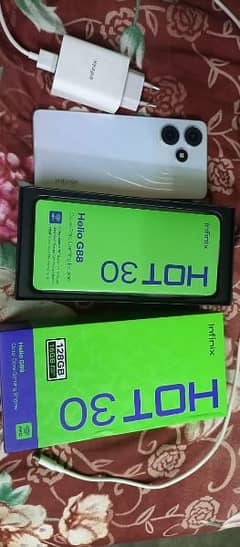 Infinix Hot 30 8+8/128GB White Color