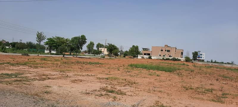 10 Marla Ready For Construction Plot For sala Near Mumtaz City 7