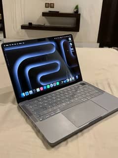 Macbook PRO 2024 M3 14 inches