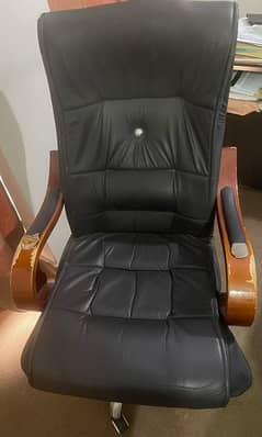 Executive Revolving Office Chair