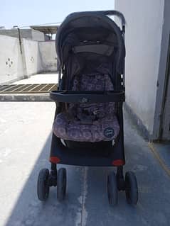 Mom Squad baby stroller for sale in good Condition 9/10.