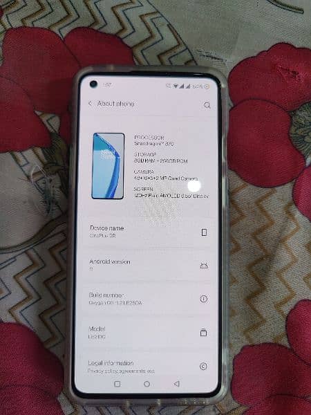 OnePlus 9R 5G with minor line in display 11