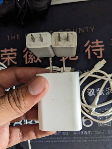 Google pixel Original 18 watt charger with original cable 1