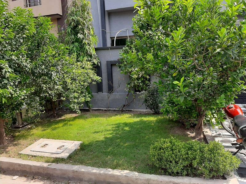 House for sale 9 marla usman block bahria town lahore 5