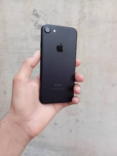 iPhone 7  32 GB Non PTA