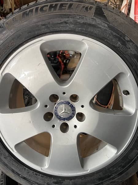 Mercedes Benz Rim Tyre 4