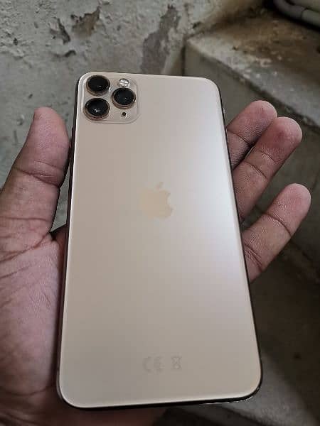 IPHONE 11 PRO MAX 512GB IOS 18 UPDATED 12