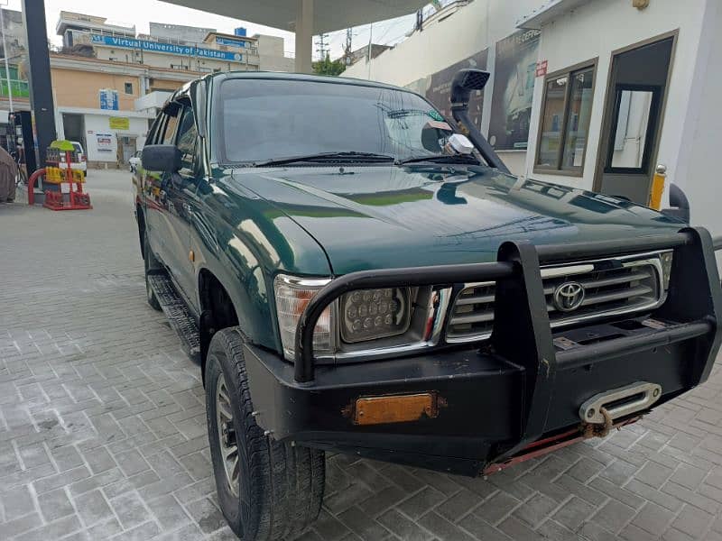 Toyota Hilux 1995 Double Cabin 9