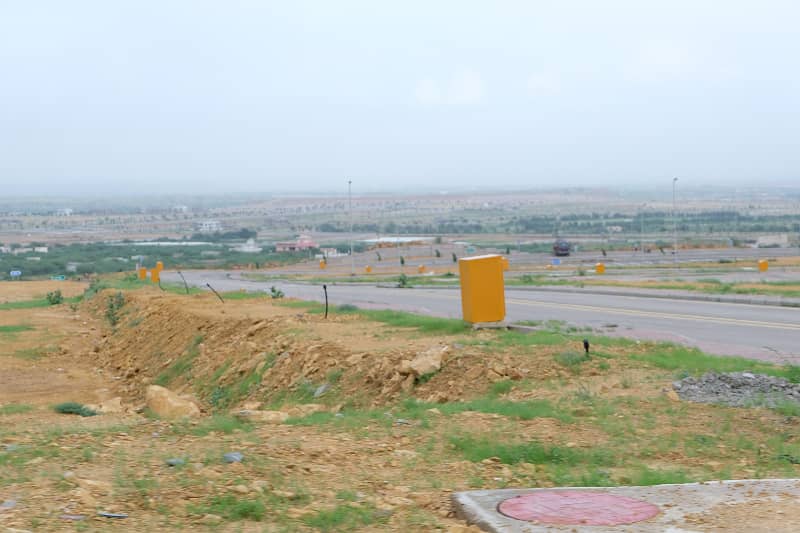 Precinct 25 Residential plot of 125 Sq. yards with allotment in hand in Bahria Town Karachi 8