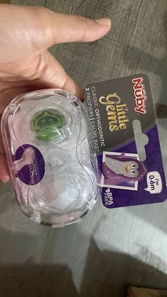 Nuby pacifiers for 0-6 months 0