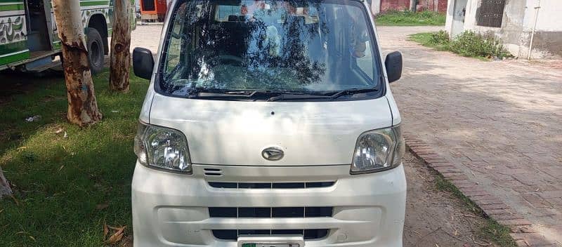 Daihatsu Hijet 2011 / 2016 like new, Exchange possible with Bolan 0