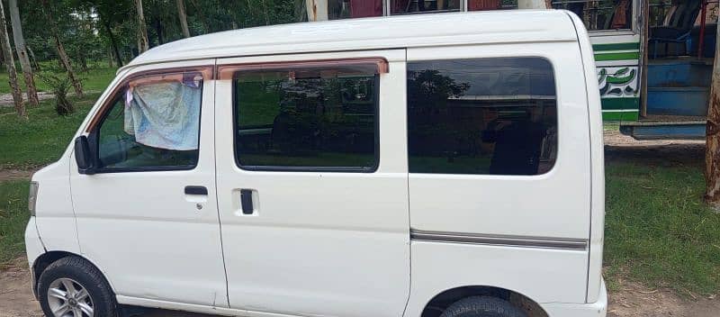 Daihatsu Hijet 2011 / 2016 like new, Exchange possible with Bolan 2