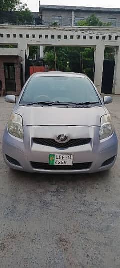 Toyota Vitz 2009